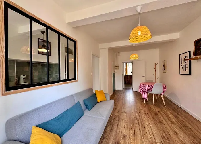 Minervoise - Gare - Netflix Apartment