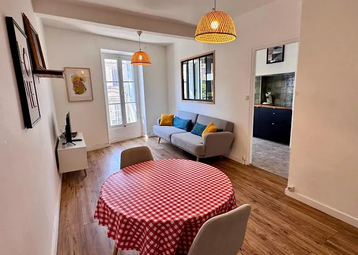 Minervoise - Gare - Netflix Apartment Carcassonne